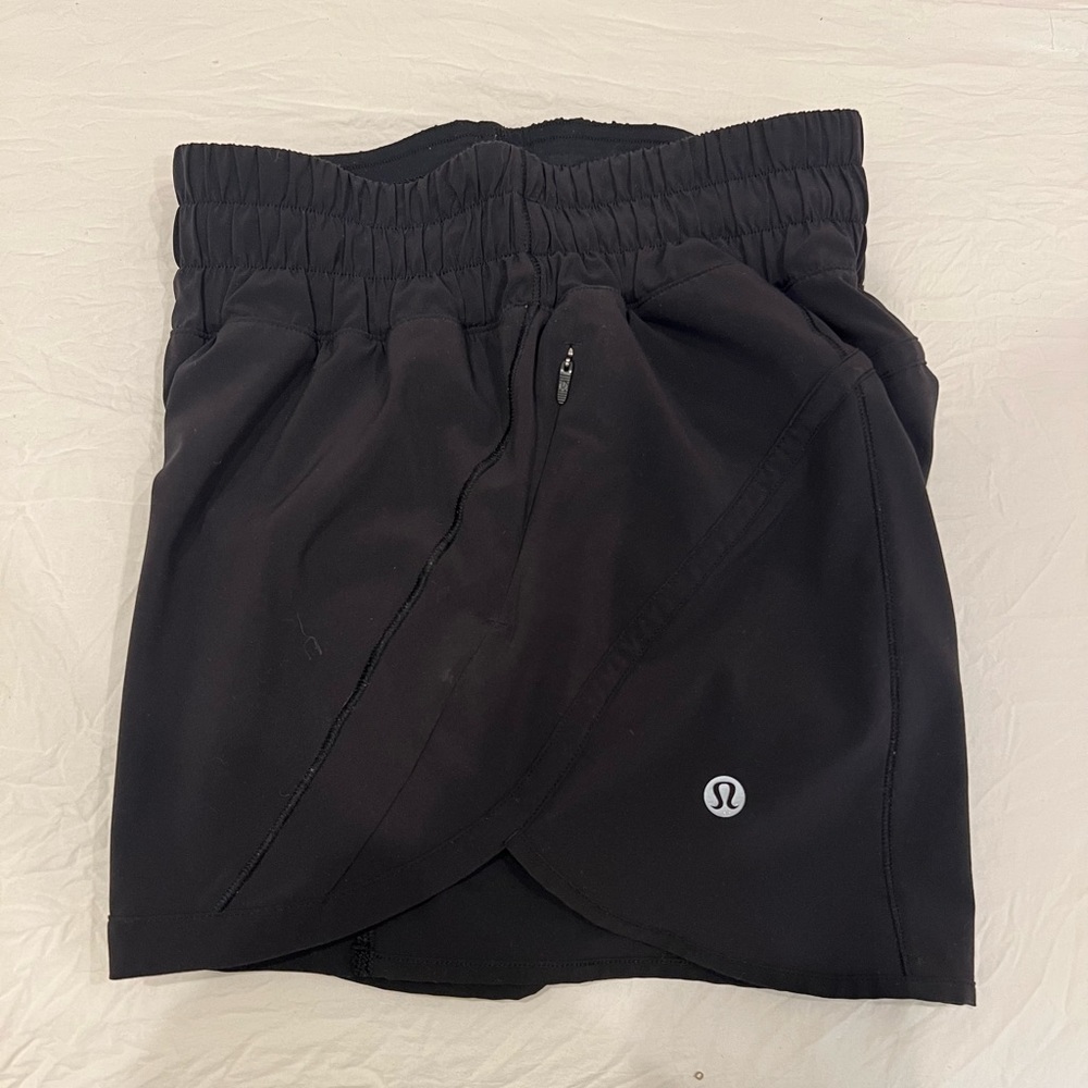 Lululemon Track That MR Short 5” *Lined